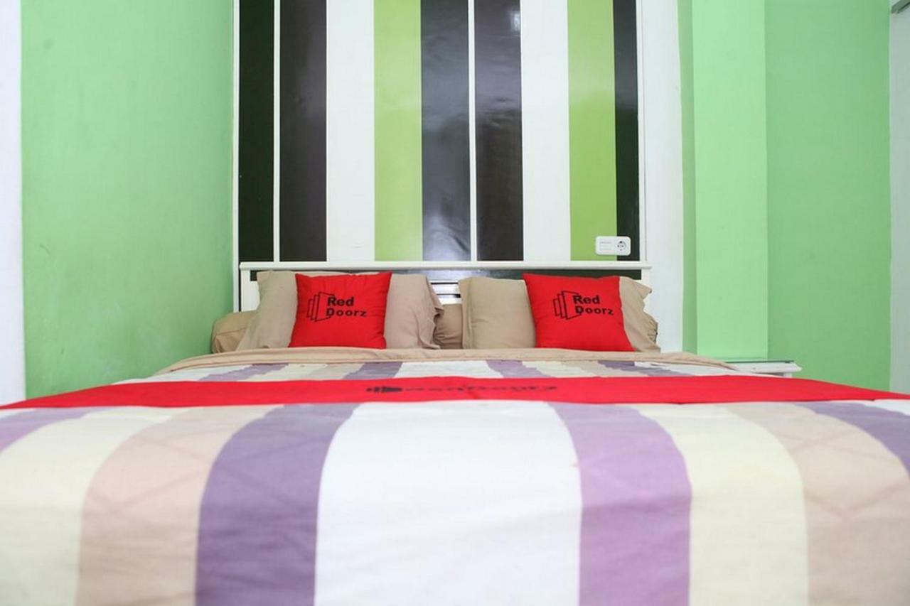 Reddoorz Plus @ Talaga Bodas Bandung Esterno foto